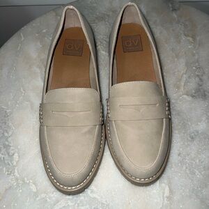 DV by Dolce Vita Women's Cream Loafers
